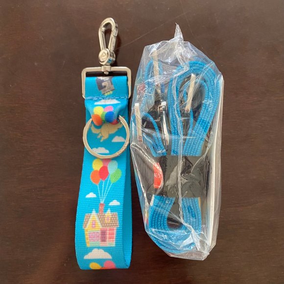 SOLD Harveys Seatbelt Bags Disney UP CNC & CNG Bundle - Picture 4 of 4